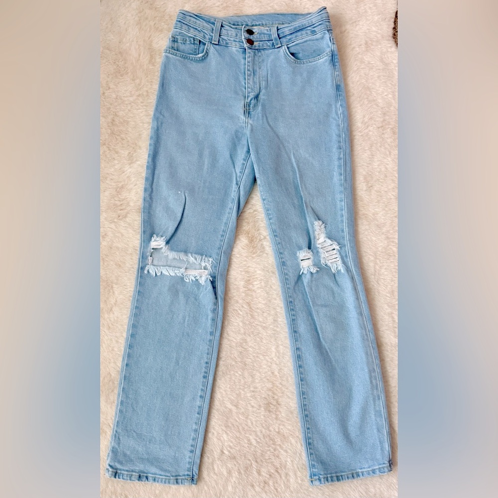 Vibrant Miu High Rise straight skinny distressed jeans size 7/27